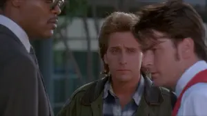 Задник до фильму"Заряджена зброя 1" #308345