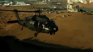 Задник до фильму"Падіння «Чорного яструба»" #600924