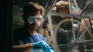 Задник до фильму"Проєкт «Аве Марія»" #793875