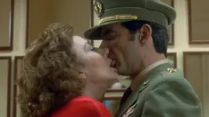 Задник до фильму"Квітка моєї таємниці" #436943