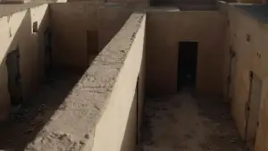 Задник до фильму"Je t