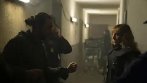 Задник до фильму"Облога" #349323