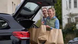 Задник до фильму"Код «Чорна канарка»" #622933