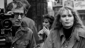 Задник до фильму"Mia Farrow, en clair-obscur" #879385