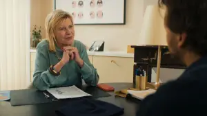 Задник до фильму"Лисий - хіт сезону" #540671