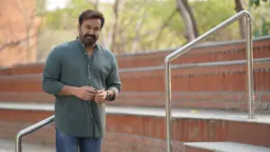 Задник до фильму"ഹൃദയപൂര്‍വ്വം" #784285