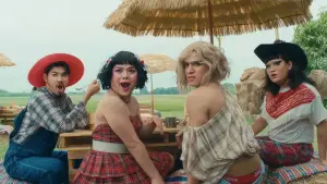 Задник до фильму"อ้ายต้าววเอวหวาน ระเบียบวาทะศิลป์" #768319