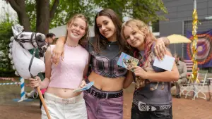 Задник до фильму"Pferd am Stiel" #776053