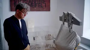 Задник до фильму"Friendly Fire" #800290