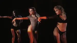 Задник до фильму"Шоуґьолз" #606713