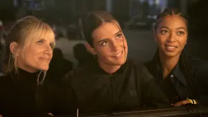 Задник до фильму"Злодійки" #302860