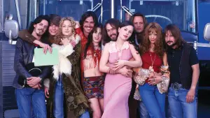 Задник до фильму"Майже знамениті" #695409