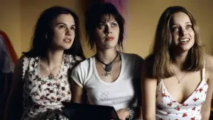 Задник до фильму"Майже знамениті" #695437