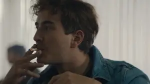 Задник до фильму"Holding the Man" #755329