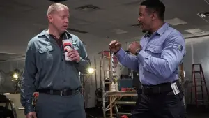 Задник до фильму"Ласкаво просимо у раптову смерть" #356990