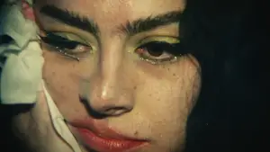 Задник до фильму"Момент" #516657