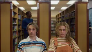 Задник до фильму"Almost Popular" #790807