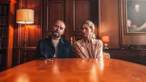 Задник до фильму"Розлучені" #738315