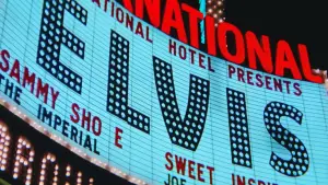 Задник до фильму"EPiC: Елвіс Преслі і концерт" #762556