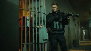 Задник до фильму"Евакуація 2" #169673