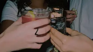 Задник до фильму"Все норм?" #784431