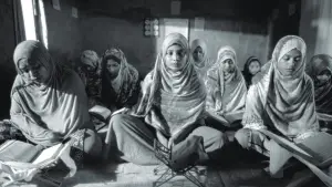 Задник до фильму"সাঁকোটা দুলছে" #915228