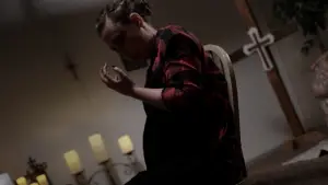 Задник до фильму"Man Finds Tape" #788632