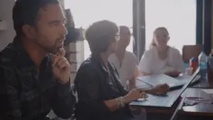 Задник до фильму"Le Dilemme d