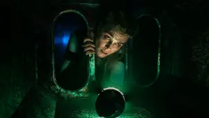 Задник до фильму"Та, що біжить лабіринтом" #306654