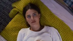 Задник до фильму"ІО" #386553