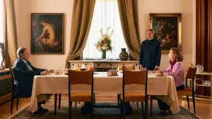 Задник до фильму"Найбагатша жінка світу" #763699