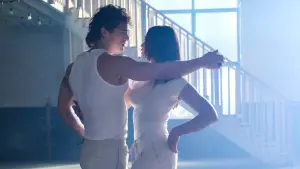 Задник до фильму"Sidelined 2: Intercepted" #798422