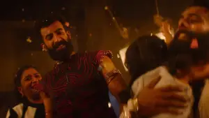 Задник до фильму"ചത്താ പച്ച: The Ring of Rowdies" #802641