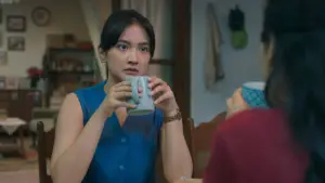 Задник до фильму"Senin Harga Naik" #765206