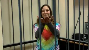 Задник до фильму"Politzek, les voix qui défient le Kremlin" #773660