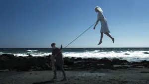 Задник до фильму"Дім дивних дітей Міс Сапсан" #726876