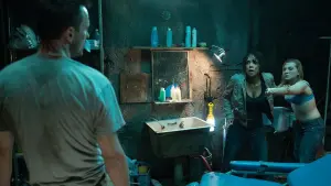 Задник до фильму"Тривожний виклик" #337154