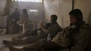 Задник до фильму"Бойові дії" #524165