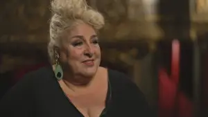 Задник до фильму"Pourquoi t