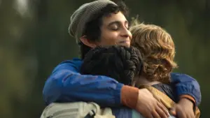 Задник до фильму"A Hero