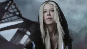 Задник до фильму"Акулячий торнадо 4: Четверте пробудження" #359946