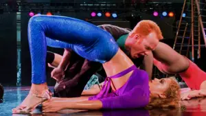 Задник до фильму"Шоуґьолз" #606748