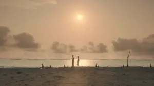 Задник до фильму"雨の中の慾情" #789076