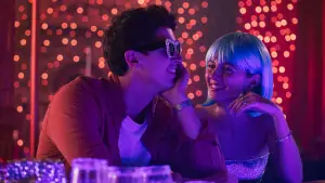 Задник до фильму"Люди, яких ми зустрічаємо у відпустці" #518774