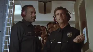 Задник до фильму"Смертельна зброя 3" #808817