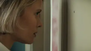 Задник до фильму"La femme de" #768490