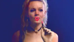 Задник до фильму"Перспективна дівчина" #215065