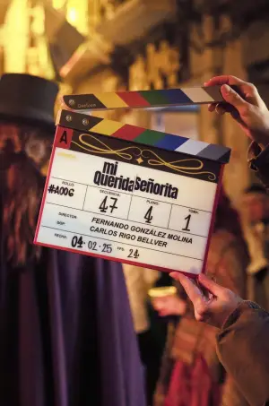 Постер до фильму"Mi querida señorita" #775822