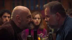 Задник до фильму"Майже родина" #641396