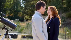 Задник до фильму"The Stars Between Us" #787538